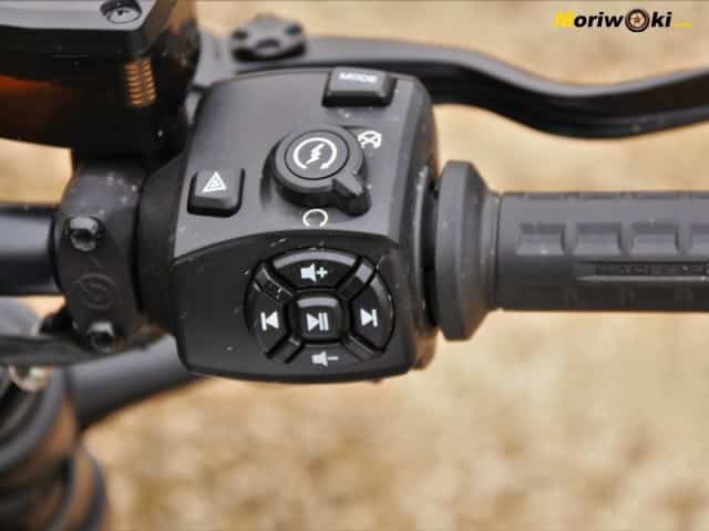 Harley-Davidson-Sportster-S.-Prueba-a-fondo.-Pina-derecha Harley-Davidson-Sportster-S.-Prueba-a-fondo.-Pina-derecha