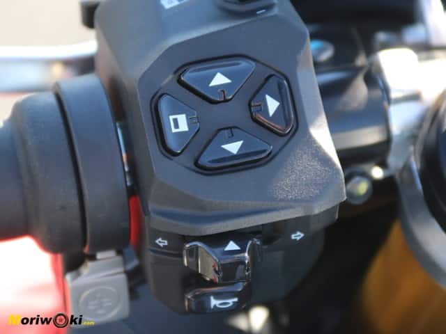 Aprilia RSV4 Factory. Prueba a fondo. Piña izda Aprilia RSV4 Factory. Prueba a fondo. Piña izda