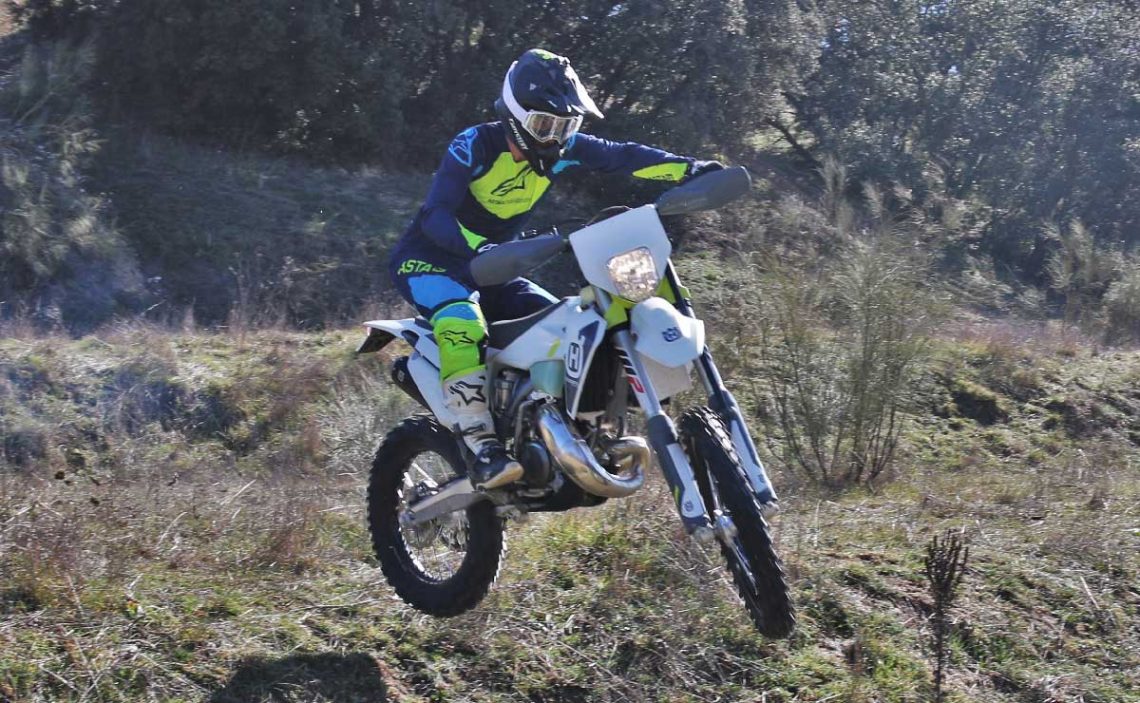 Prueba a fondo de la Husqvarna TE-150i Portada