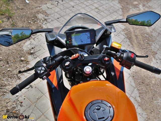 Prueba-KTM-RC-390-manillares. Prueba-KTM-RC-390-manillares.
