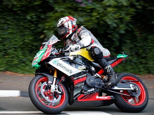 aul-Torras-y-las-Road-Races-Con-la-660 aul-Torras-y-las-Road-Races-Con-la-660