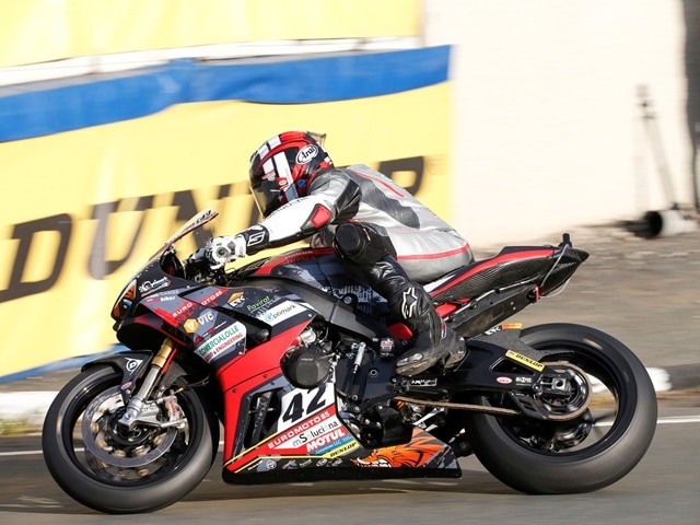 Raul Torras y las Road Races En curva Raul Torras y las Road Races En curva