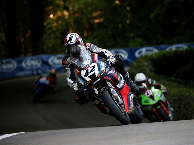 Raul Torras y las Road Races Inclinando Raul Torras y las Road Races Inclinando