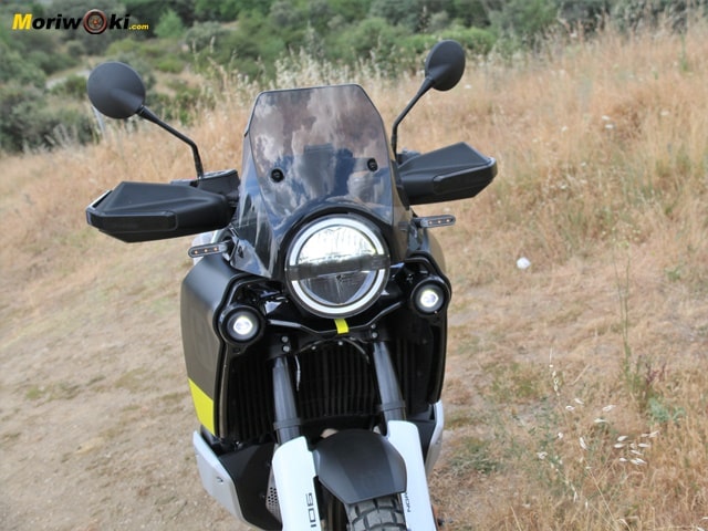 Prueba Husqvarna Norden 901 frontal Prueba Husqvarna Norden 901 frontal