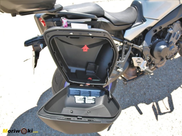Prueba a fondo Yamaha Tracer 9 GT maleta Prueba a fondo Yamaha Tracer 9 GT maleta