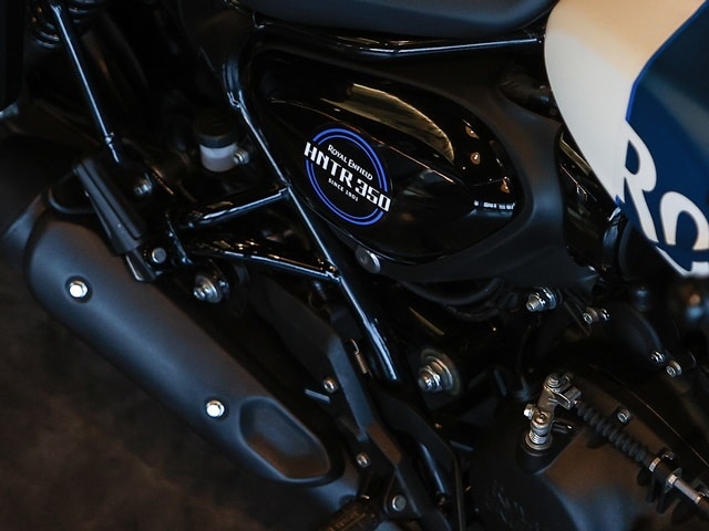 Royal_Enfield_HNTR350 Emblema modelo
