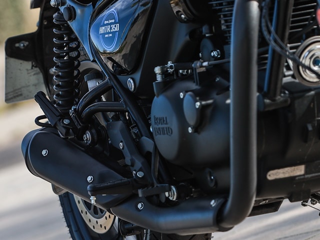 Royal_Enfield_HNTR350 lateral motor