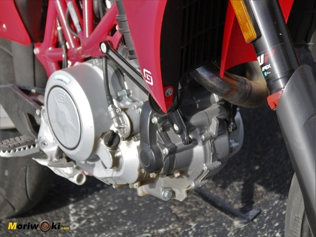 Prueba GasGas SM 700 carter Prueba GasGas SM 700 carter