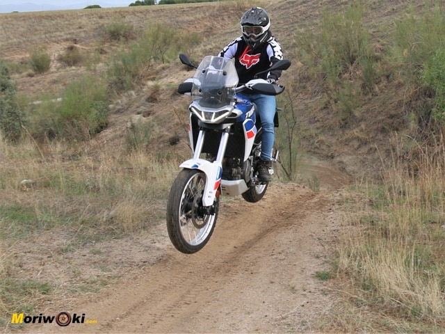 Prueba a fondo Aprilia Tuareg 600 en el aire Prueba a fondo Aprilia Tuareg 600 en el aire