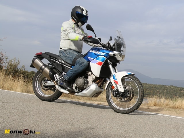 Prueba a fondo Aprilia Tuareg 600 postura sentado Prueba a fondo Aprilia Tuareg 600 postura sentado