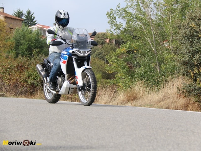 Prueba a fondo Aprilia Tuareg 600 sobre el asfalto Prueba a fondo Aprilia Tuareg 600 sobre el asfalto
