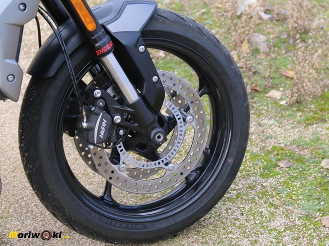 Prueba a fondo Triumph Trident 660 Freno