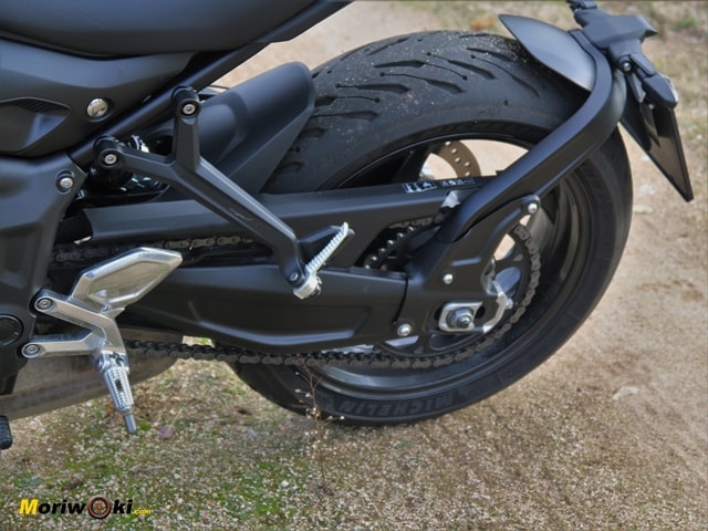 Prueba a fondo Triumph Trident 660 transmision