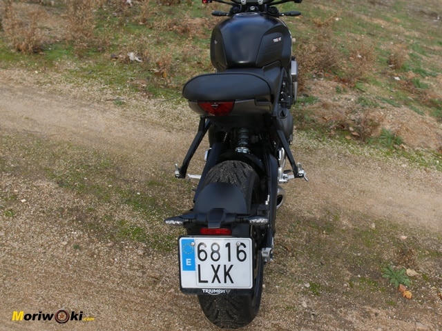 Prueba a fondo Triumph Trident 660 trasera