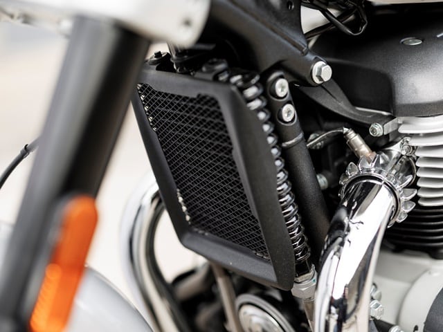 Prueba Royal_Enfield_Super_Meteor_650 Radiador