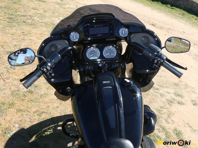 Harley Davidson Road Glide tras el carenado Harley Davidson Road Glide tras el carenado