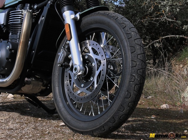 Prueba Brixton Cronwel 1200 Pirelli Phantom