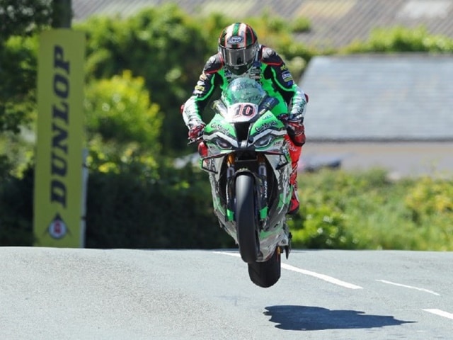 El Corte del encendido no siempre entendido isle-of-man-tt-2022-bmw-pilot-peter-hickman-gewinnt-die-senior-tt-