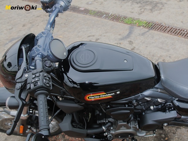 Harley Davidson Nightster 975 Las apariencias engañan desde arriba Harley Davidson Nightster 975 Las apariencias engañan desde arriba