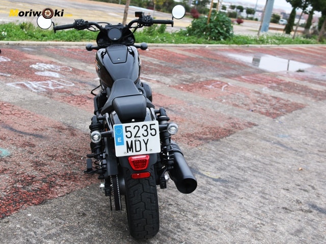 Harley Davidson Nightster 975 Las apariencias engañan vista trasera Harley Davidson Nightster 975 Las apariencias engañan vista trasera