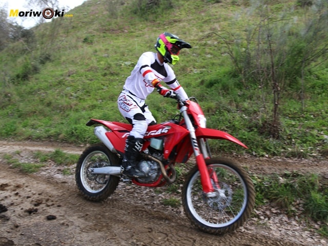 Gas Gas EC 450 F Prueba a fondo Perfil
