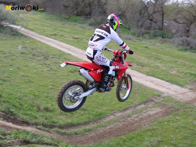 Gas Gas EC 450 F Prueba a fondo salto 5