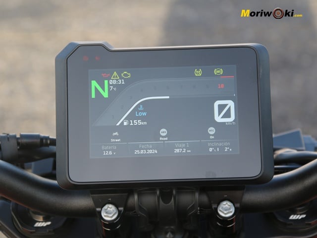 KTM 1390 Super Duke R Pantalla KTM 1390 Super Duke R Pantalla