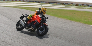 KTM 1390 Super Duke R Portada Prueba