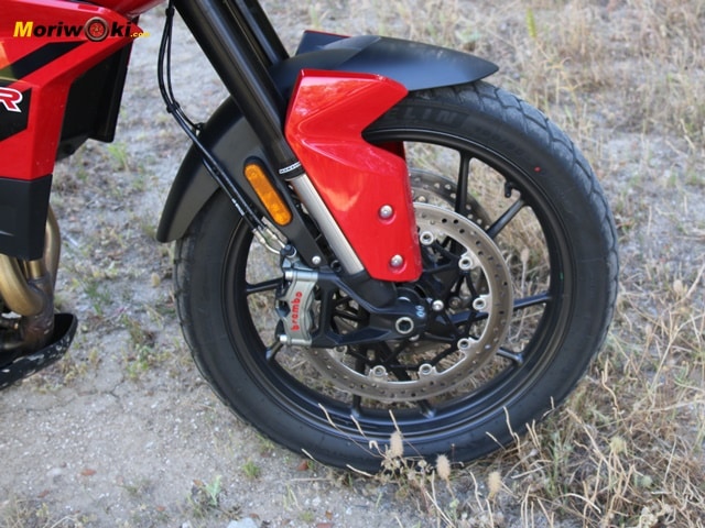 Prueba Triumph Tiger 850 Sport Frenada