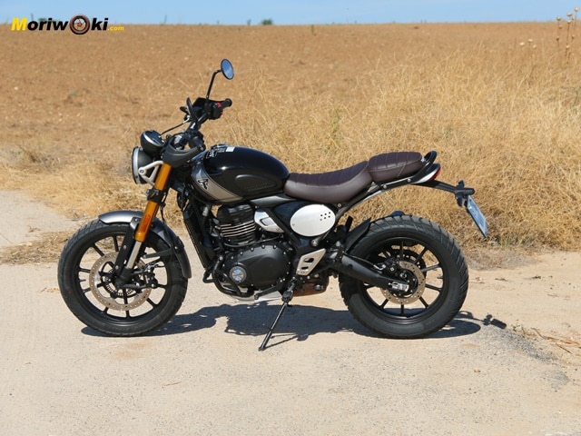 Prueba Triumph Scrambler 400 X perfil izquierdo Prueba Triumph Scrambler 400 X perfil izquierdo