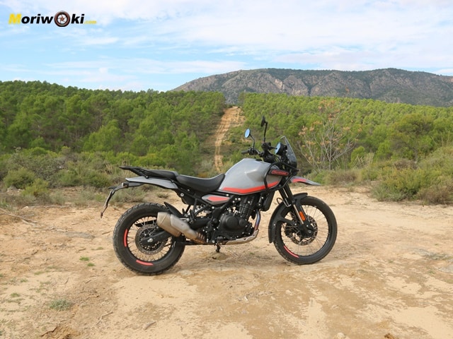 Prueba Royal Enfield Himalayan 450 Perfil Prueba Royal Enfield Himalayan 450 Perfil